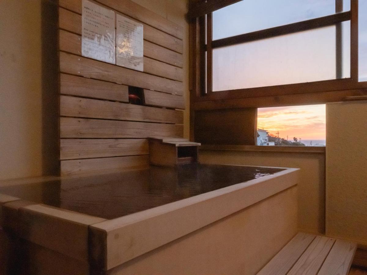 Hotel Tenzankaku Kaiyutei Sirahama Kültér fotó