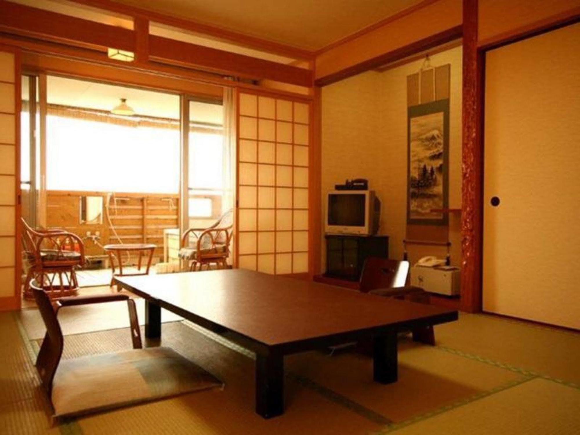Hotel Tenzankaku Kaiyutei Sirahama Kültér fotó